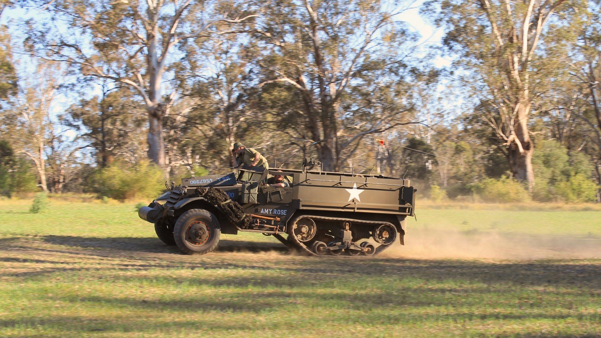 APP-绿鹰的浪潮与蓝白的闪电，当一波流遇上大场面先生